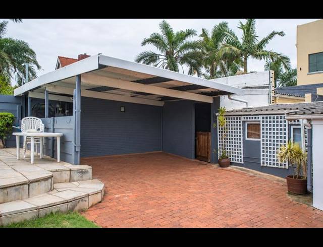 5 BEDROOM HOUSE FOR SALE IN GLENWOOD